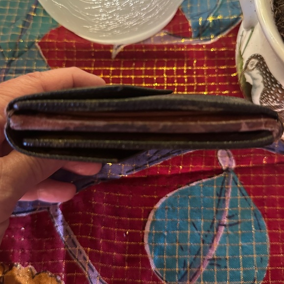 Vintage Louis Vuitton Bi-fold wallet. - Picture 9 of 16